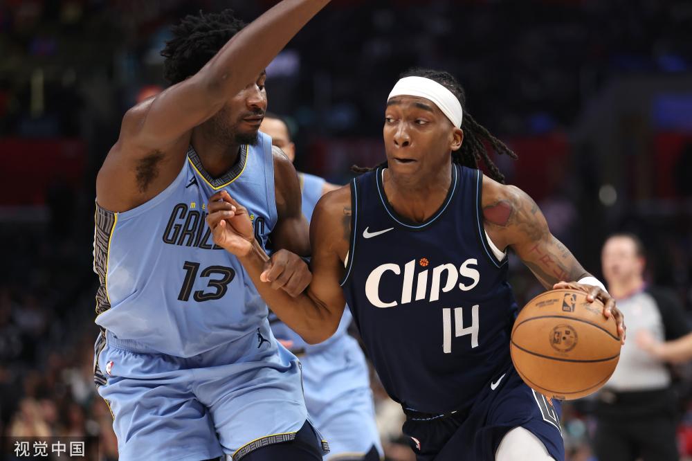 凭借丰富的 凭借丰富的