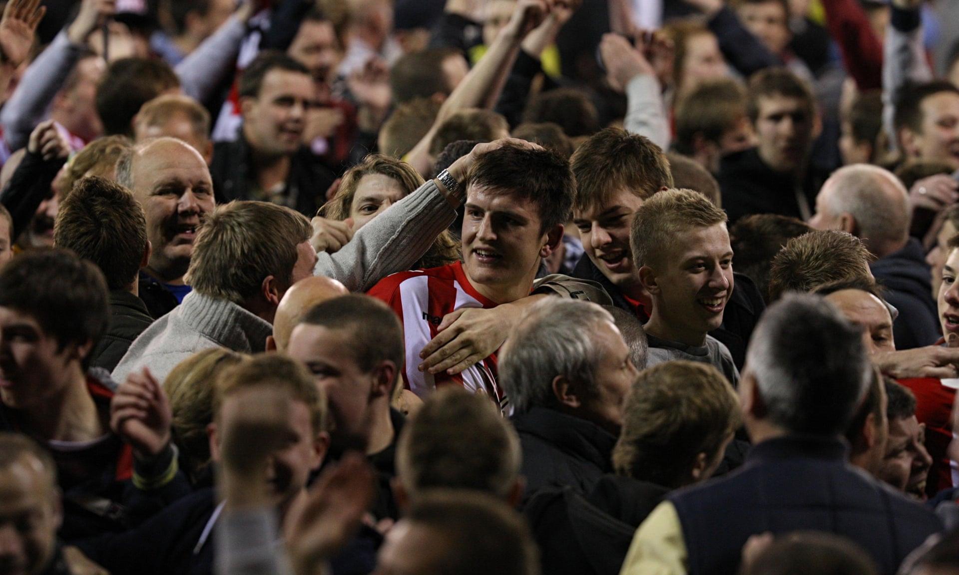 对于一名仍 对于一名仍